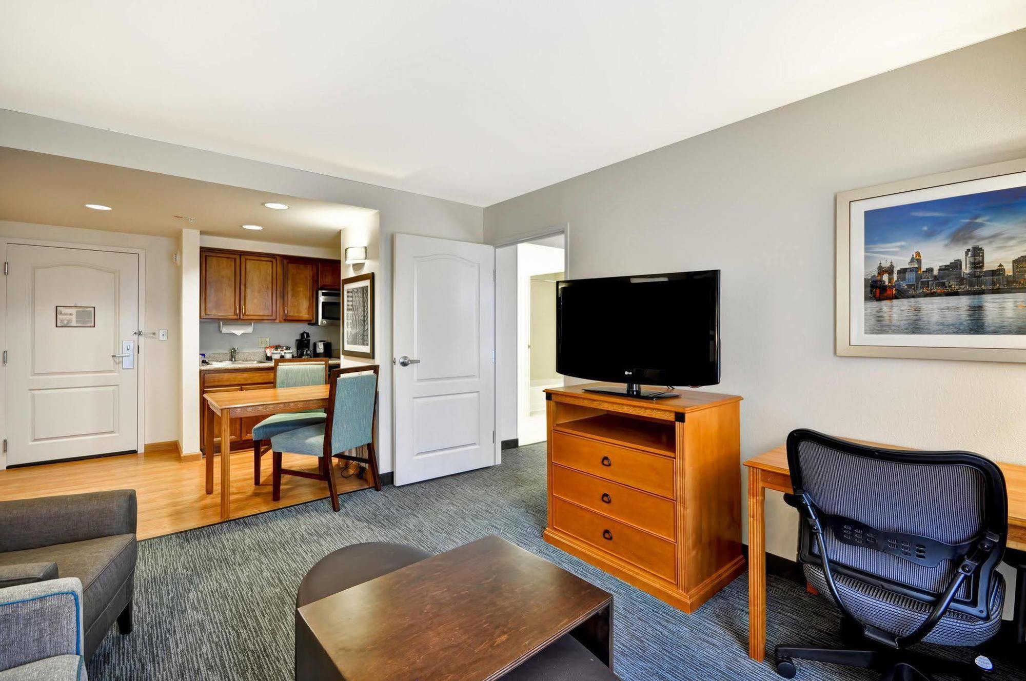 Homewood Suites By Hilton Cincinnati-Milford Экстерьер фото
